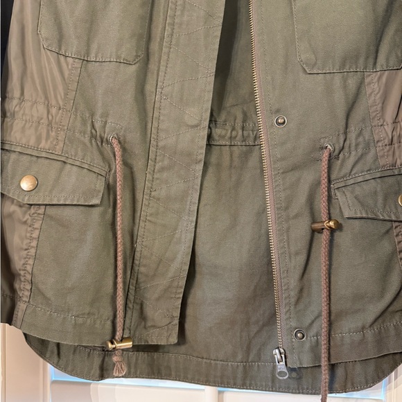 American Rag green Utility Jacket - Picture 7 of 8